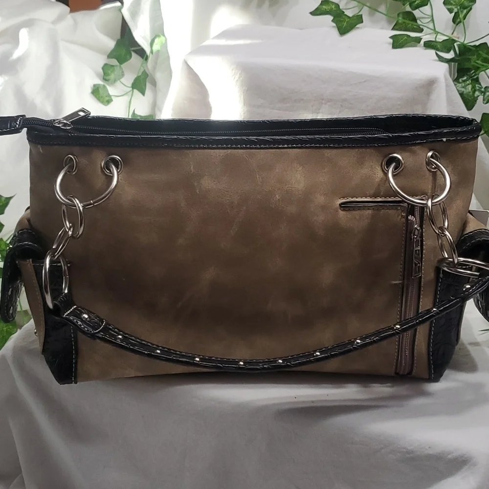 NWT SUGAR SKULL CONSEALED WEAPONS BAG